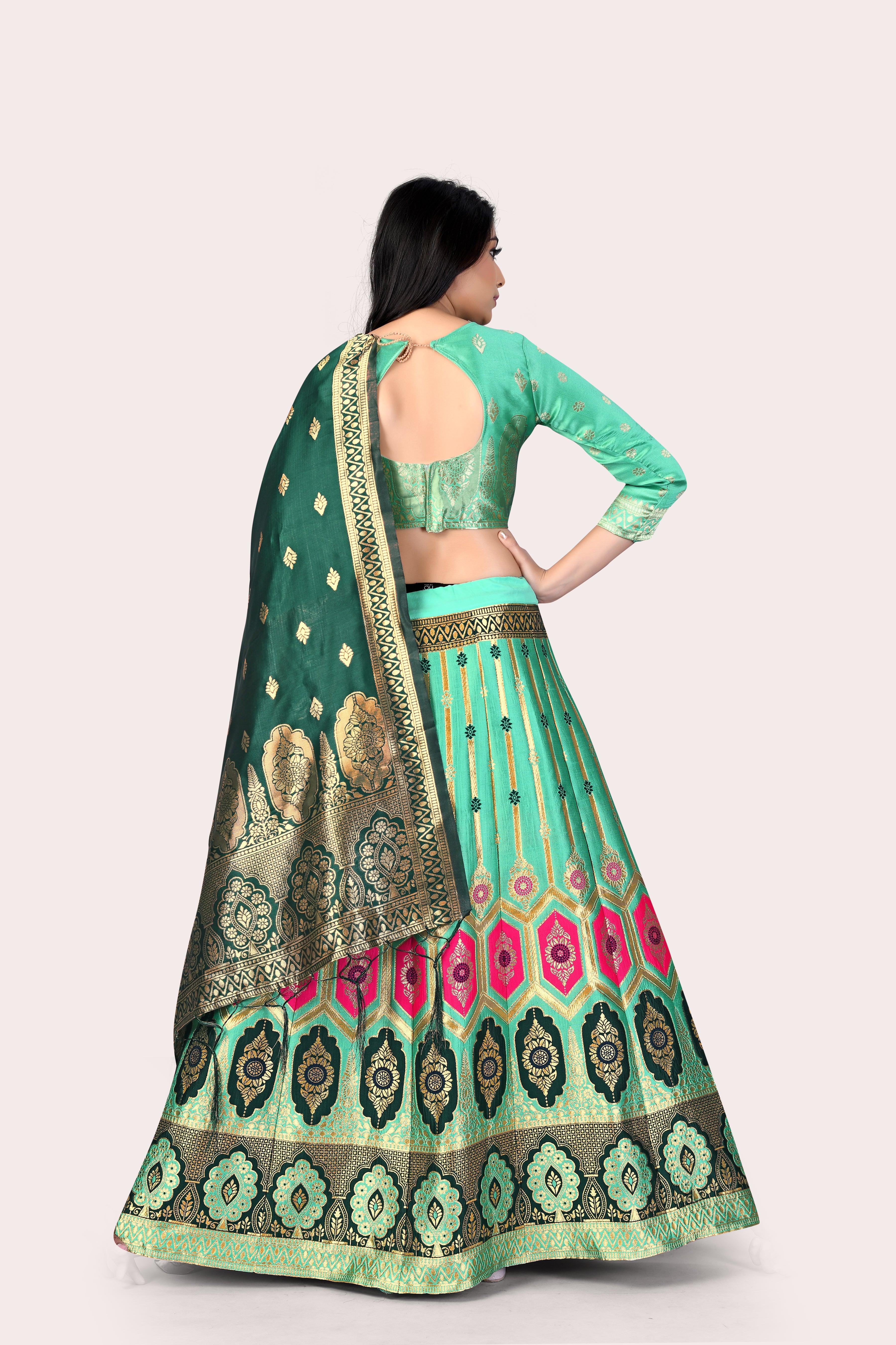 Graceful Grandeur: Banarasi Lehenga Choli Set with Veil - Decize Clothing