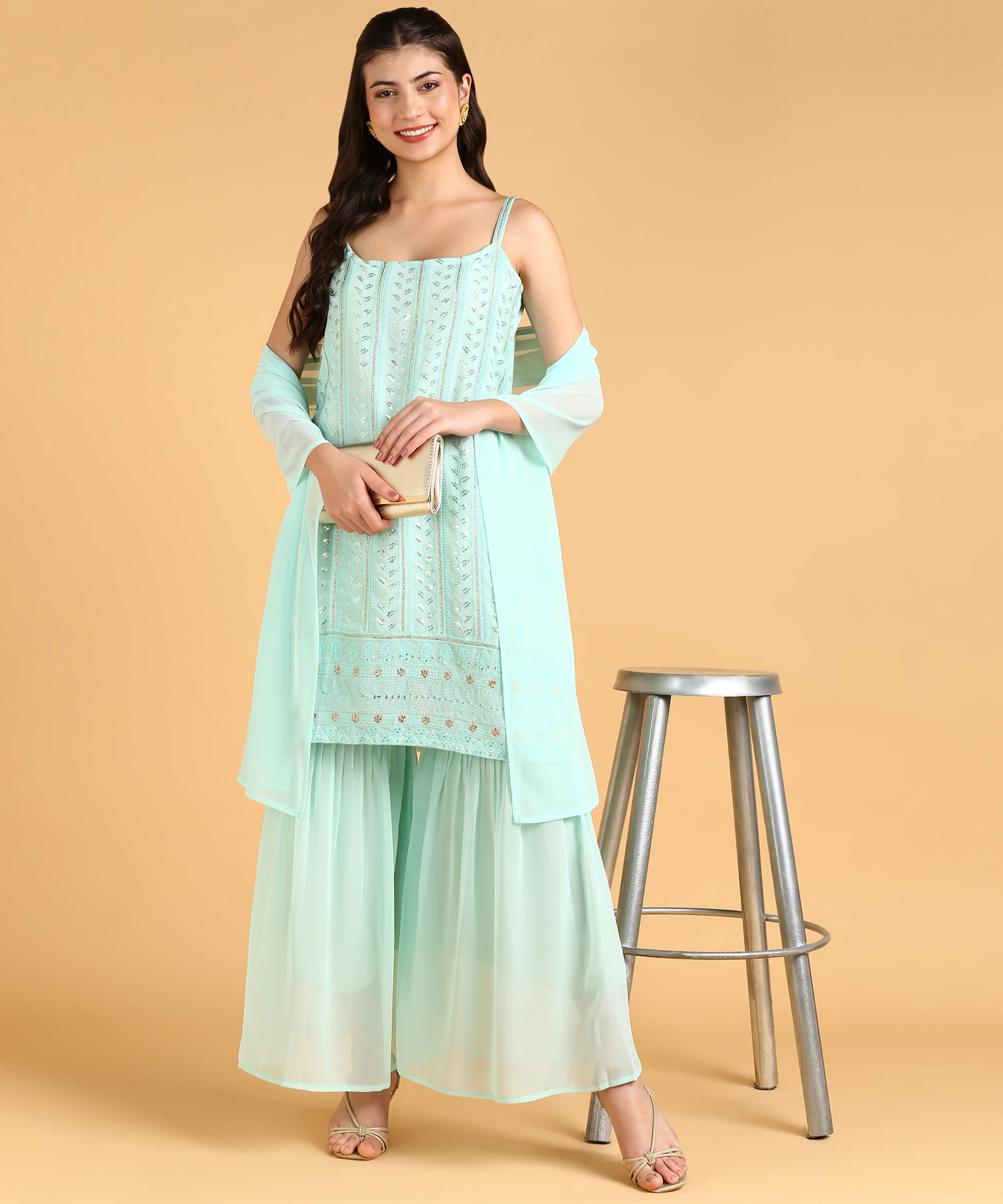 Shoulderless kurti outlet