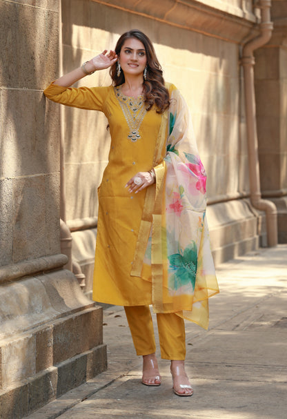 EVERGREEN MUSE COTTON KURTA SET WITH DUPATTA