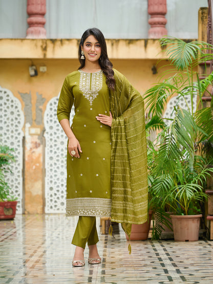 Parnika Silk Blend Embroidered Kurta Set with Dupatta