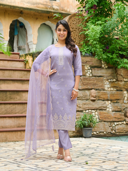 Zyra Embroidered Kurta Set with Dupatta
