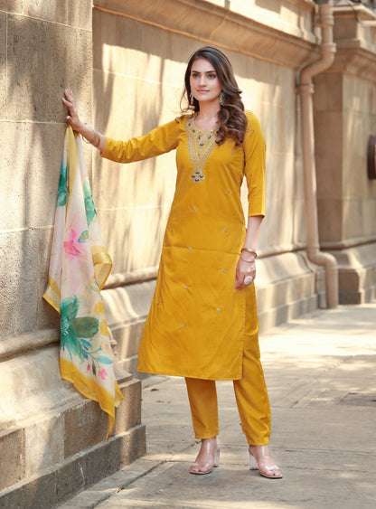 EVERGREEN MUSE COTTON KURTA SET WITH DUPATTA