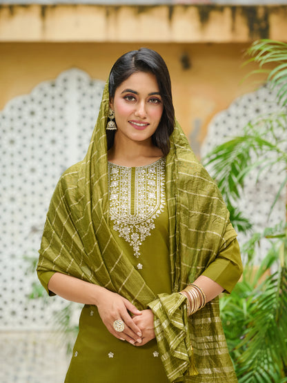 Parnika Silk Blend Embroidered Kurta Set with Dupatta