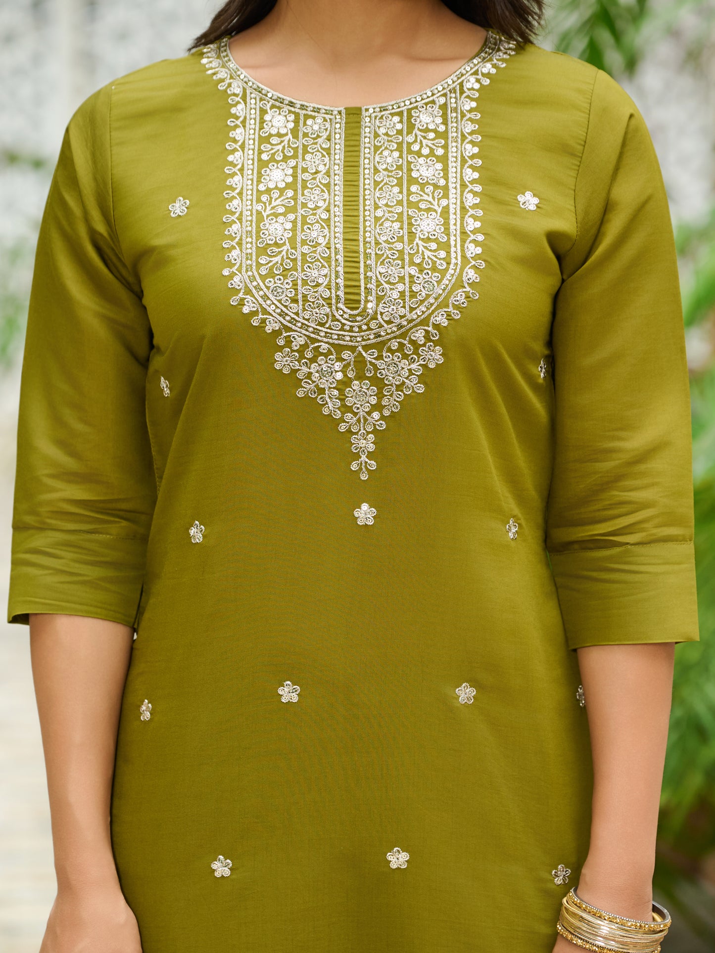 Parnika Silk Blend Embroidered Kurta Set with Dupatta