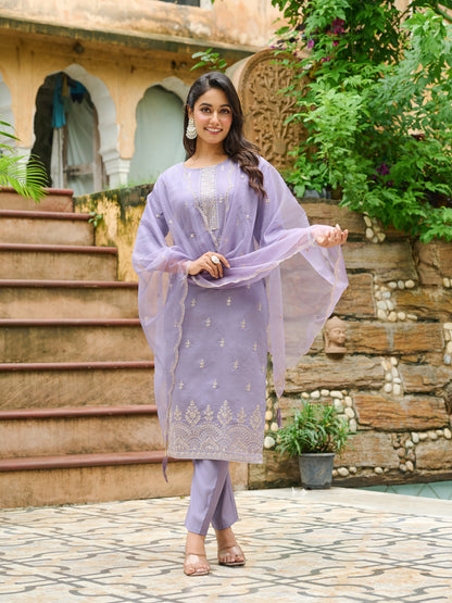 Zyra Embroidered Kurta Set with Dupatta