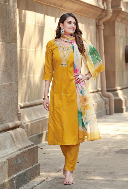 EVERGREEN MUSE COTTON KURTA SET WITH DUPATTA