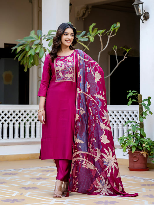Noor Printed Motifs Kurta Set with Dupatta