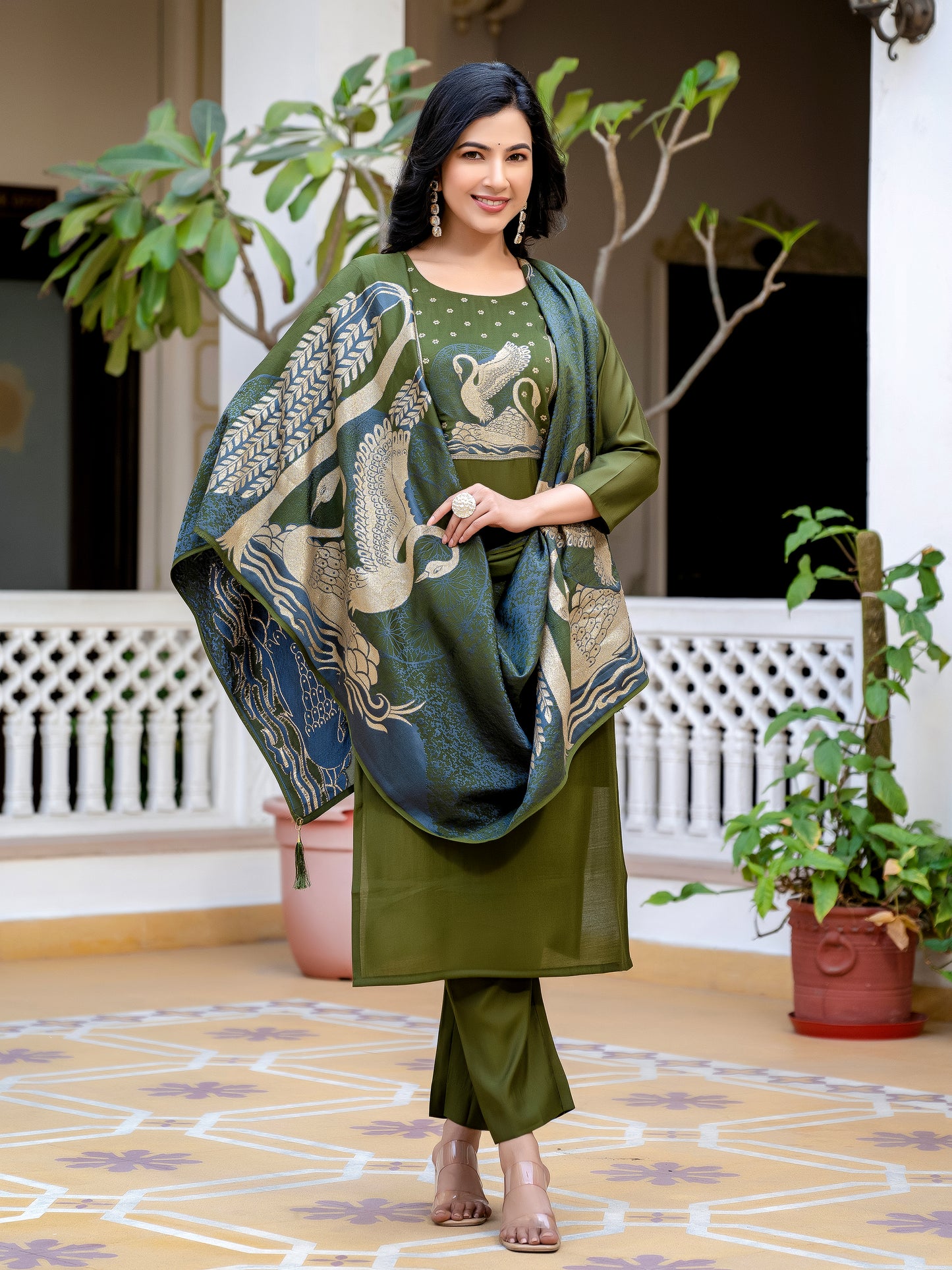 Avira Luxe Embroidered Silk Blend Kurta Set