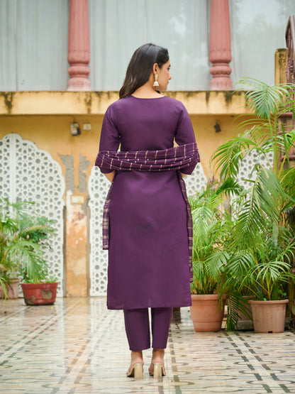 Parnika Silk Blend Embroidered Kurta Set with Dupatta