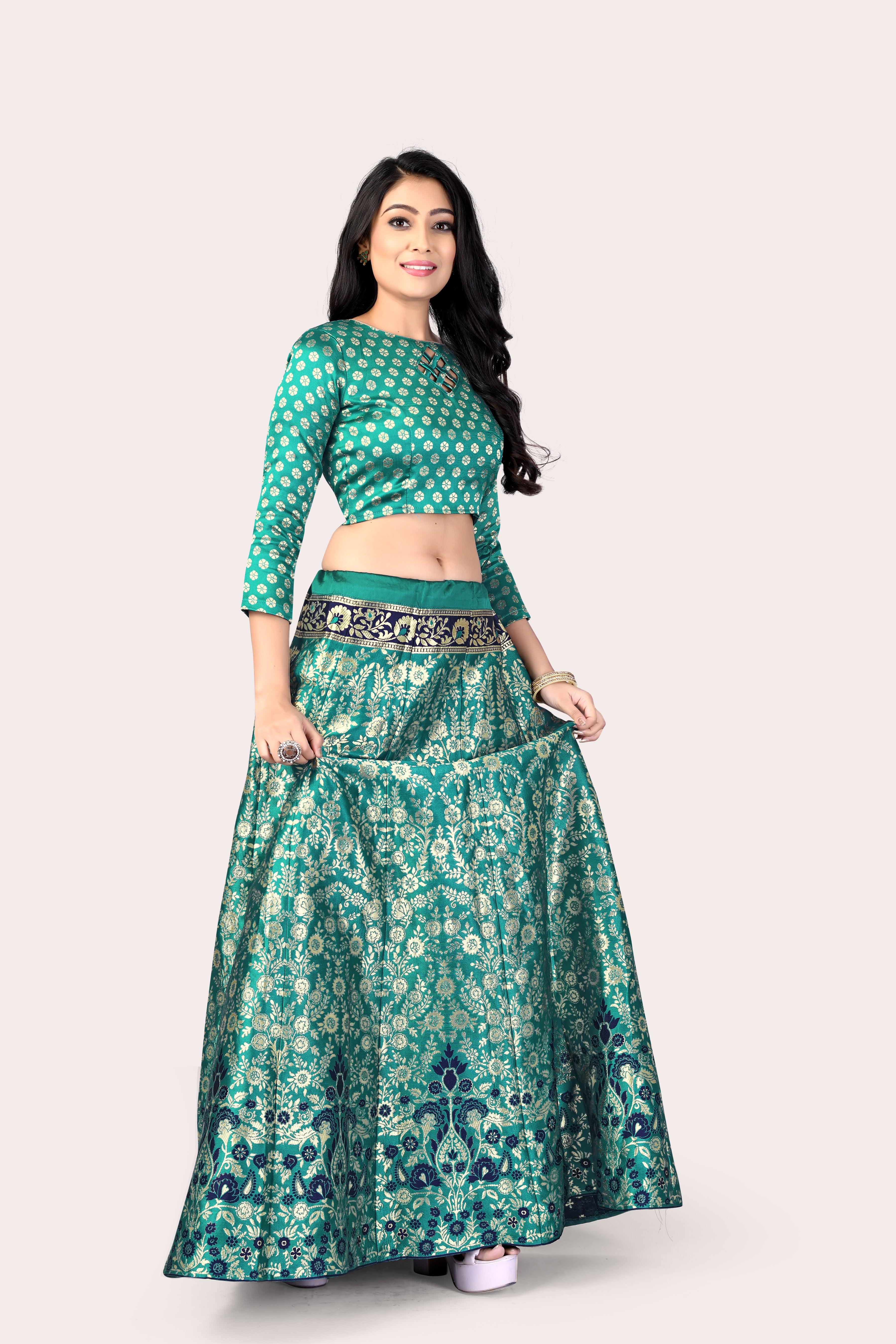 Regal Splendor: Banarasi Lehenga Choli and Dupatta Combo - Decize Clothing