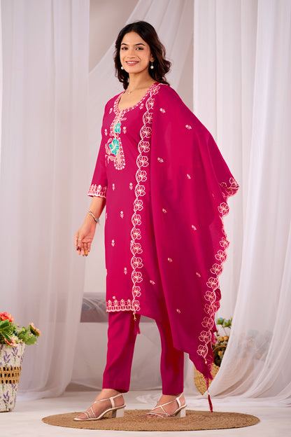 Pink Aarohi Ethnic Motifs Embroidered Silk Kurta Set with Dupatta