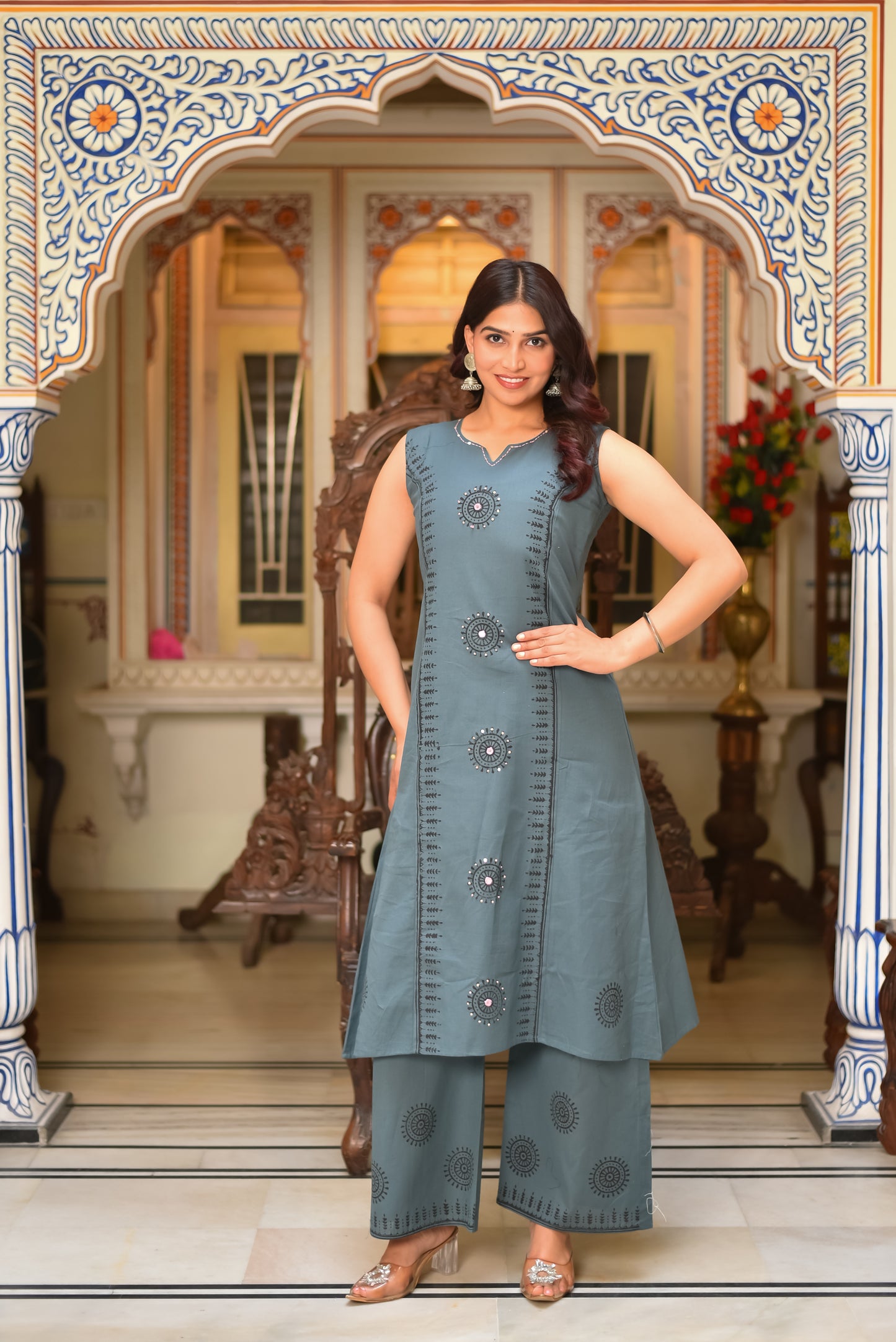 TWILLTOUCH FLORAL EMBROIDERED KURTA SET