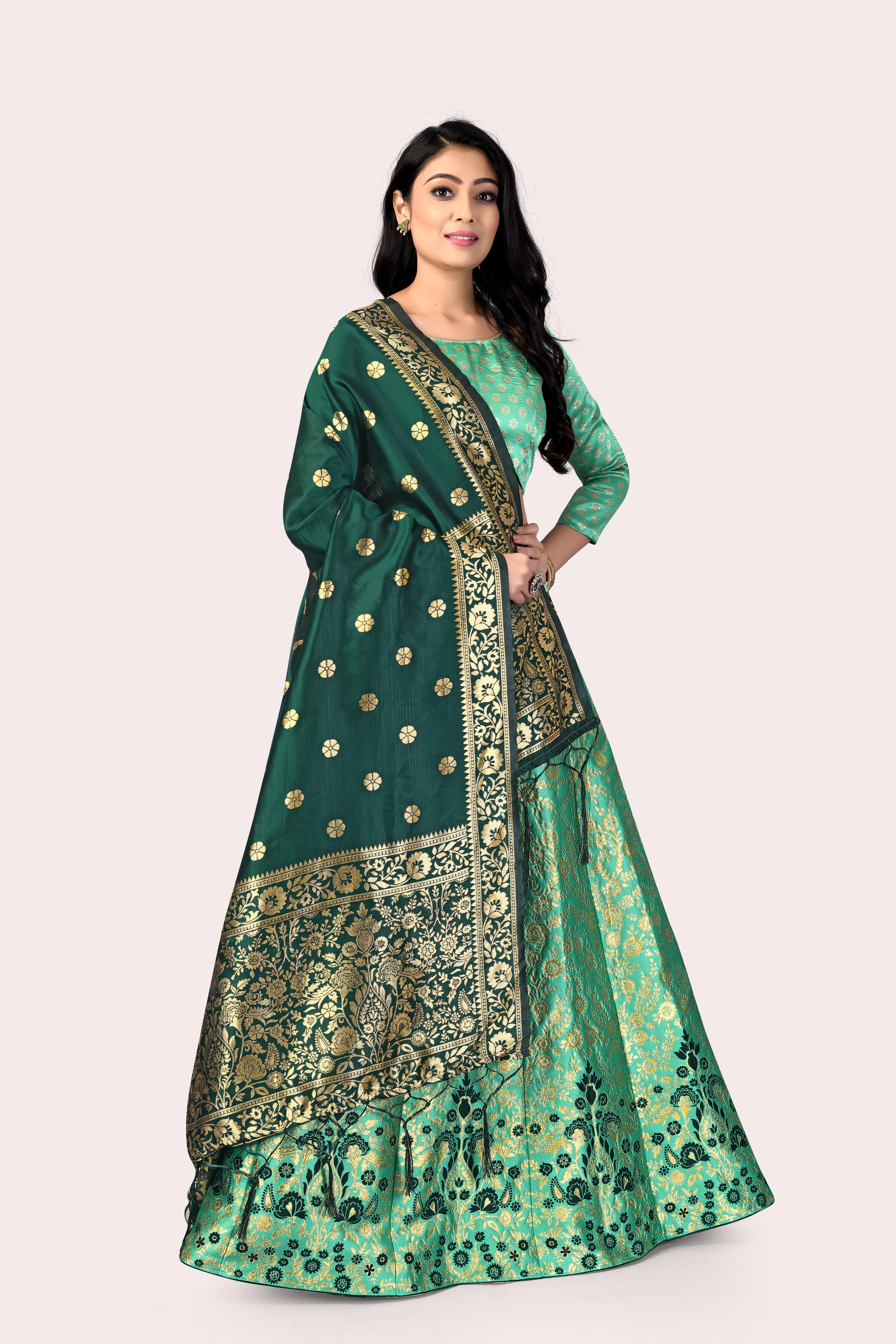 Regal Splendor: Banarasi Lehenga Choli and Dupatta Combo - Decize Clothing