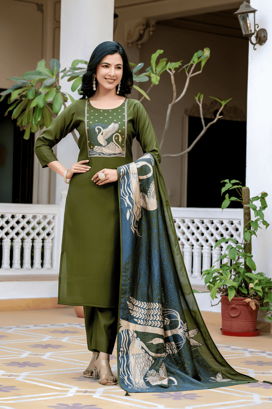 Avira Luxe Embroidered Silk Blend Kurta Set