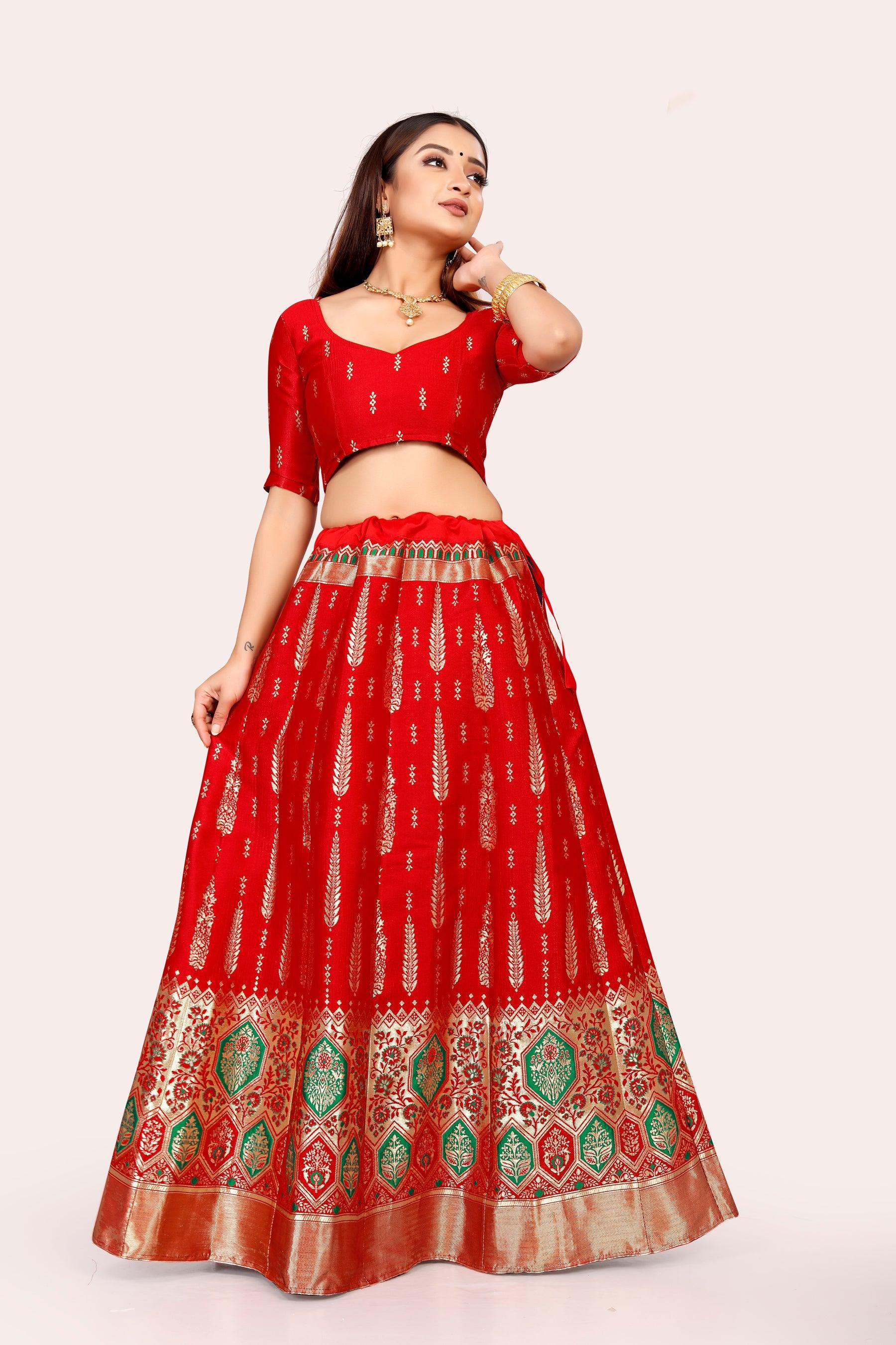 Regal Radiance: Banarasi Lehenga Choli Ensemble with Dupatta - Decize Clothing