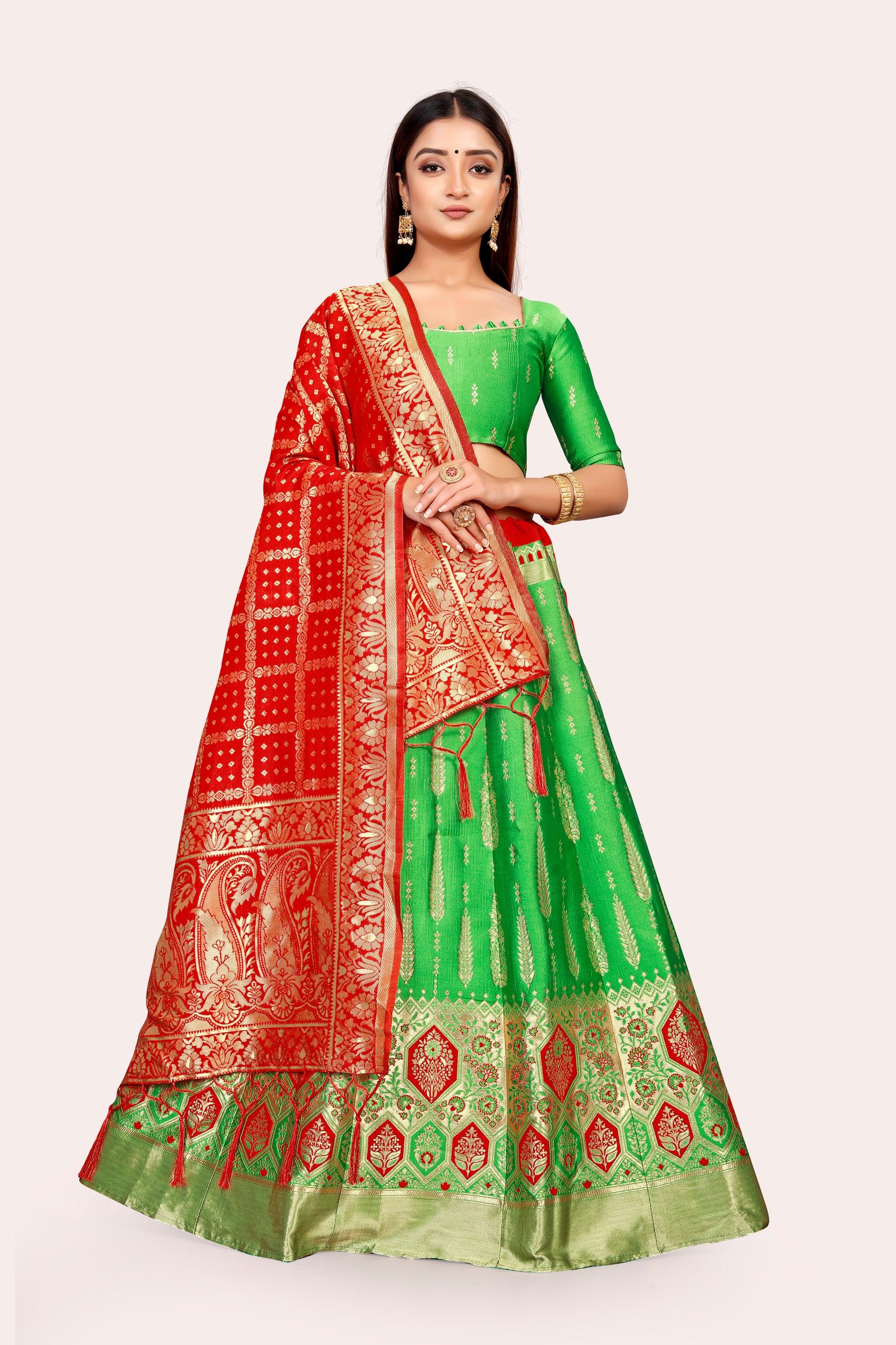 Regal Radiance: Banarasi Lehenga Choli Ensemble with Dupatta - Decize Clothing