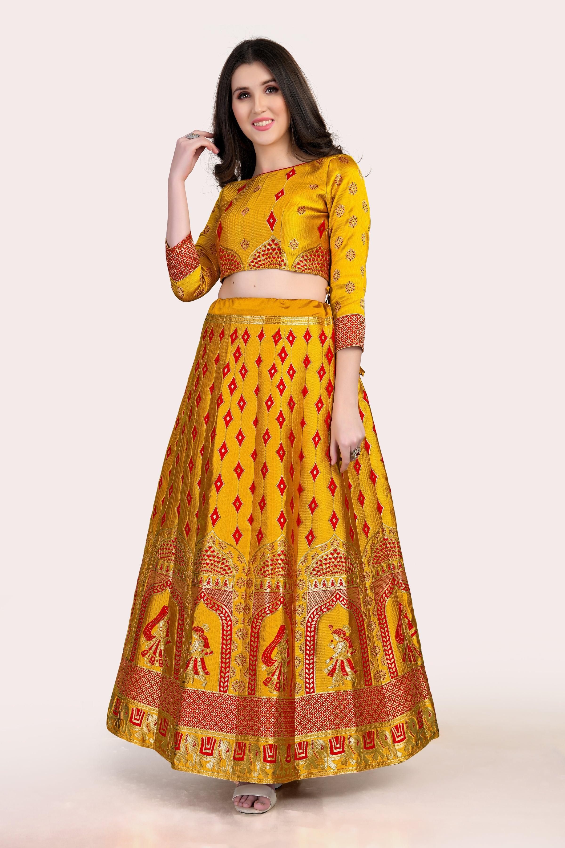 Royal Radiance: Banarasi Lehenga Choli Set with Dupatta - Decize Clothing