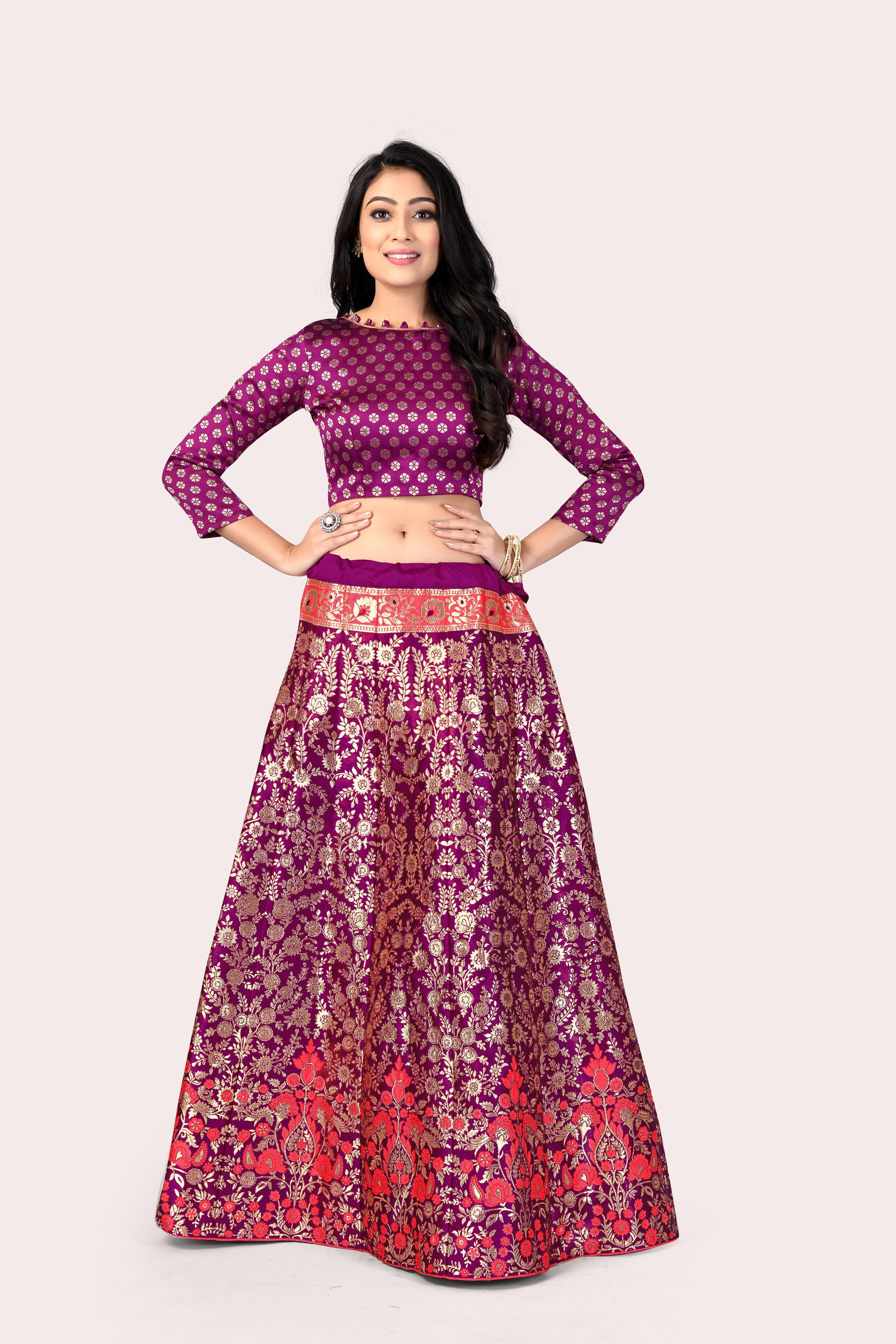 Regal Splendor: Banarasi Lehenga Choli and Dupatta Combo - Decize Clothing