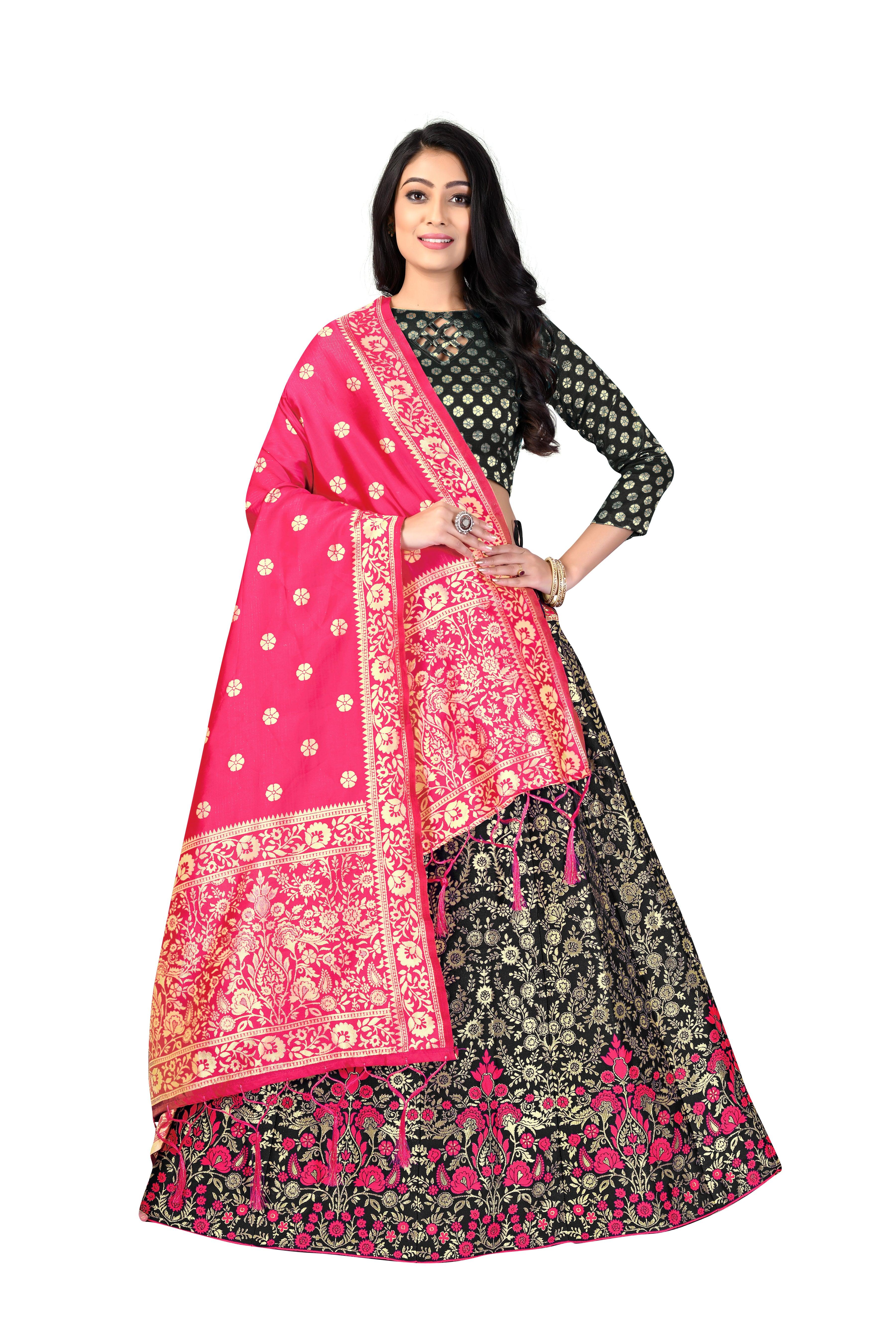 Regal Splendor: Banarasi Lehenga Choli and Dupatta Combo - Decize Clothing