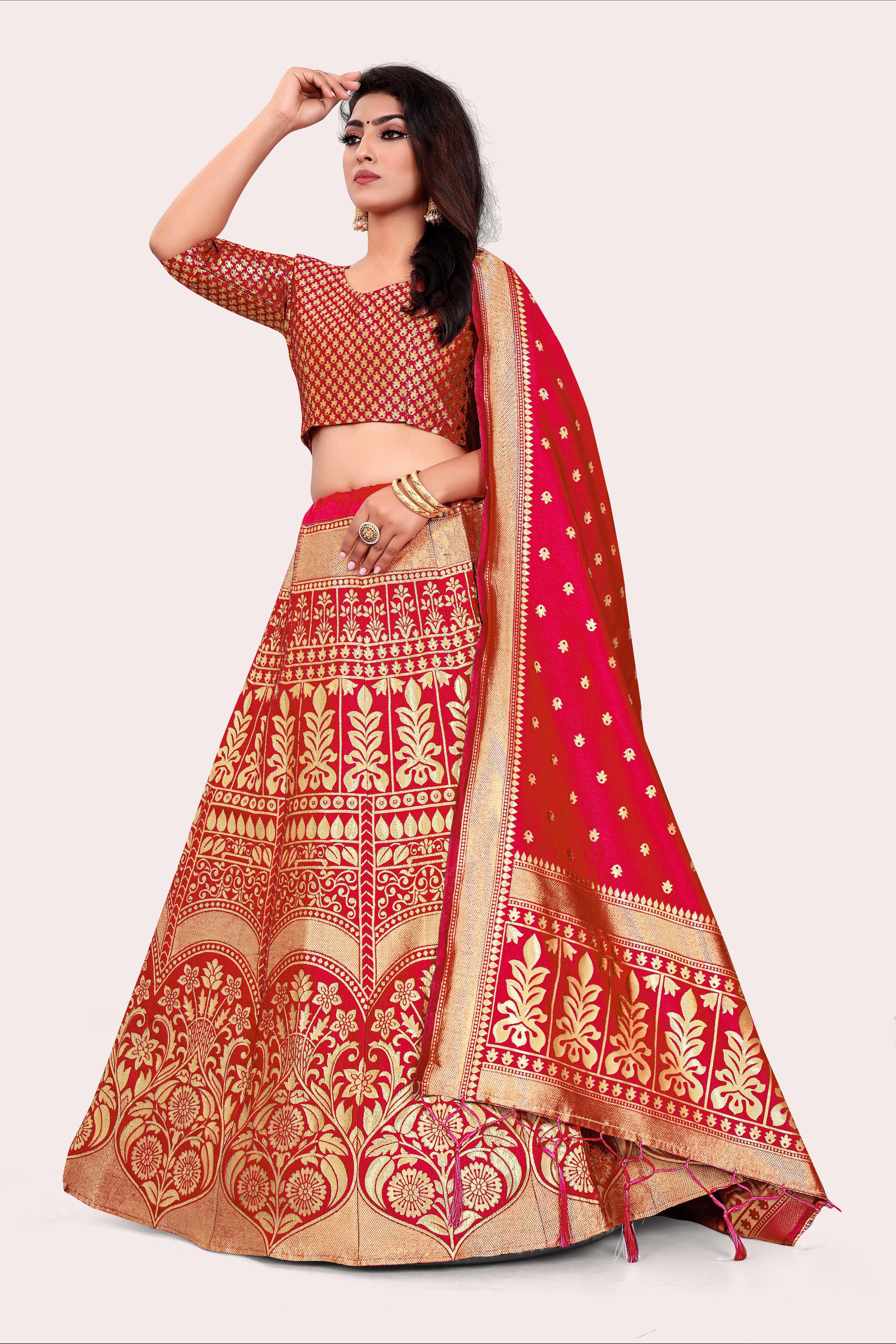 Enchanting Ensemble: Banarasi Lehenga Choli and Dupatta Pairing - Decize Clothing