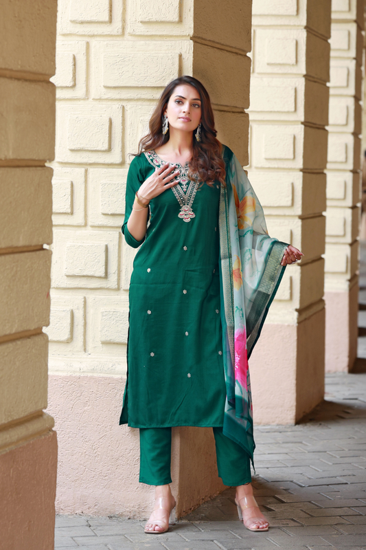 EVERGREEN MUSE COTTON KURTA SET WITH DUPATTA