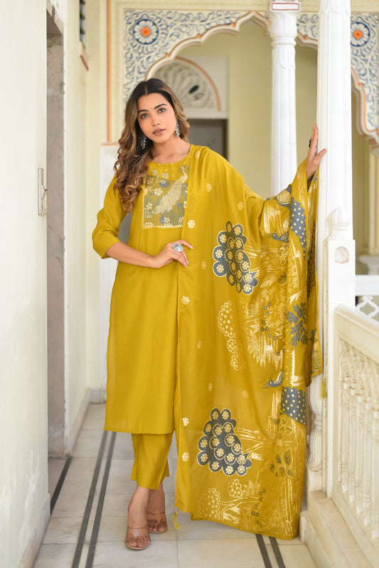 peacock Pure Silk printed Kurta with Trousers and dupatta
