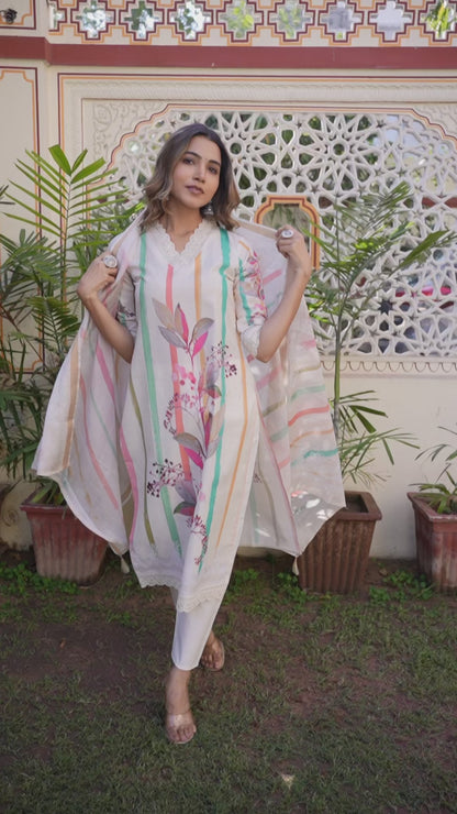 PASTEL GLOW KURTA SET WITH DUPATTA