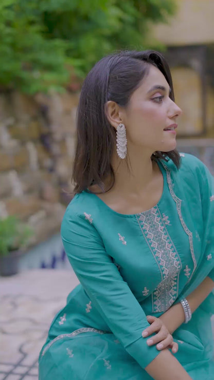 Zyra Embroidered Kurta Set with Dupatta
