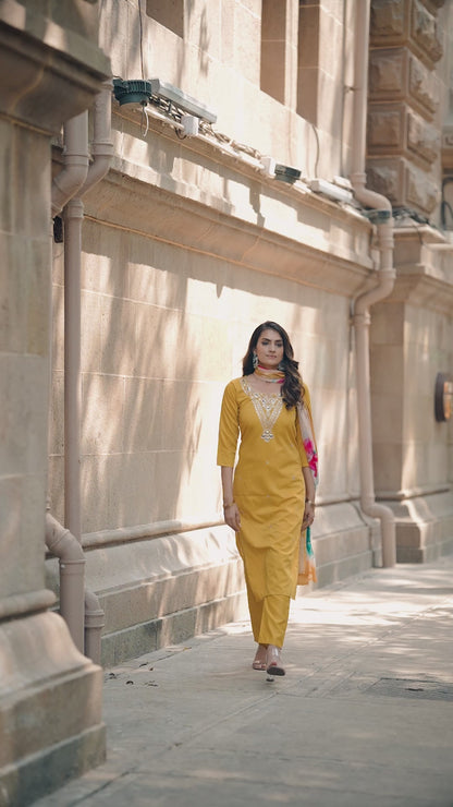 EVERGREEN MUSE COTTON KURTA SET WITH DUPATTA