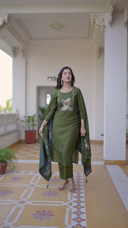 Avira Luxe Embroidered Silk Blend Kurta Set
