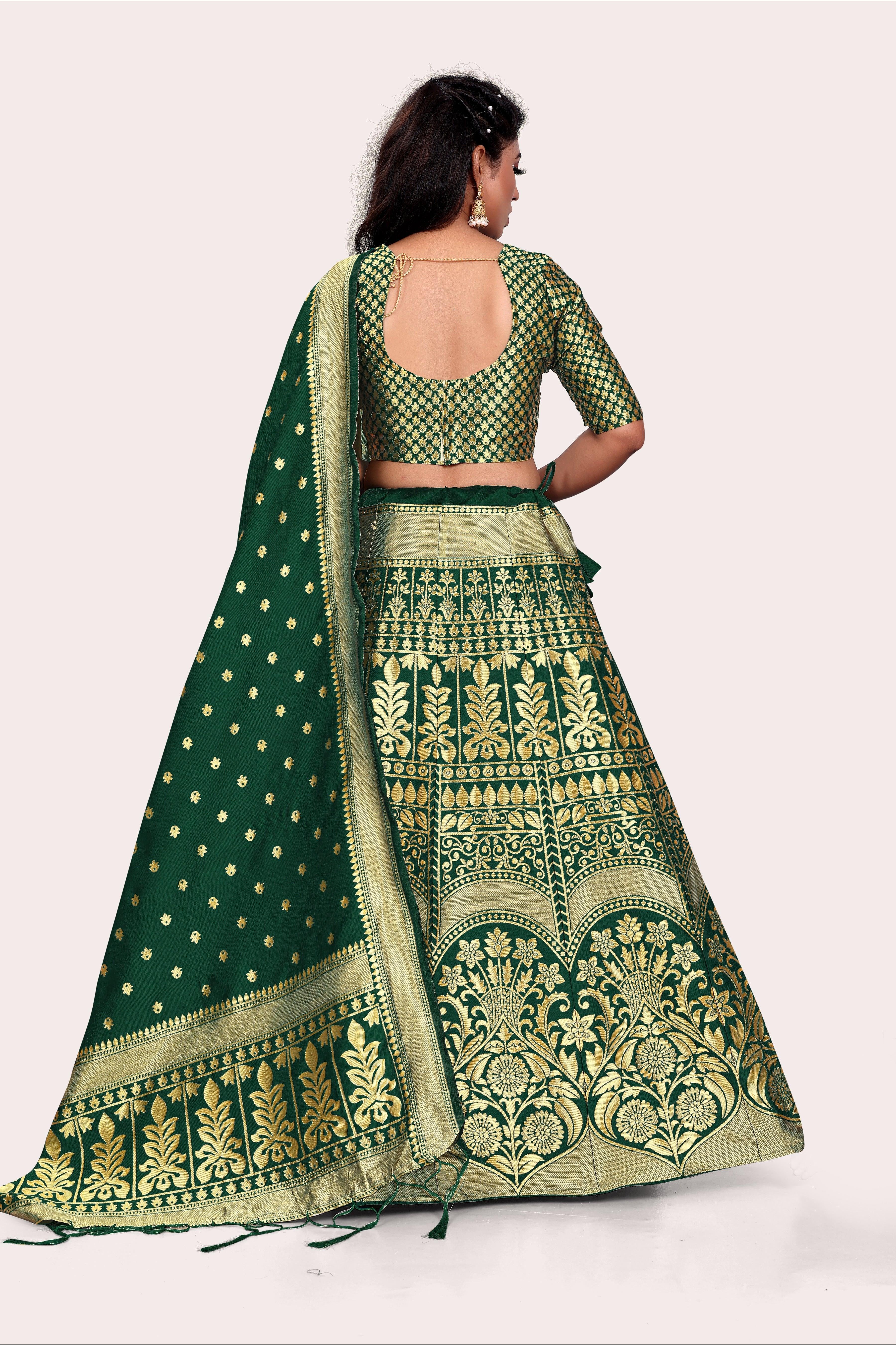 Enchanting Ensemble: Banarasi Lehenga Choli and Dupatta Pairing - Decize Clothing