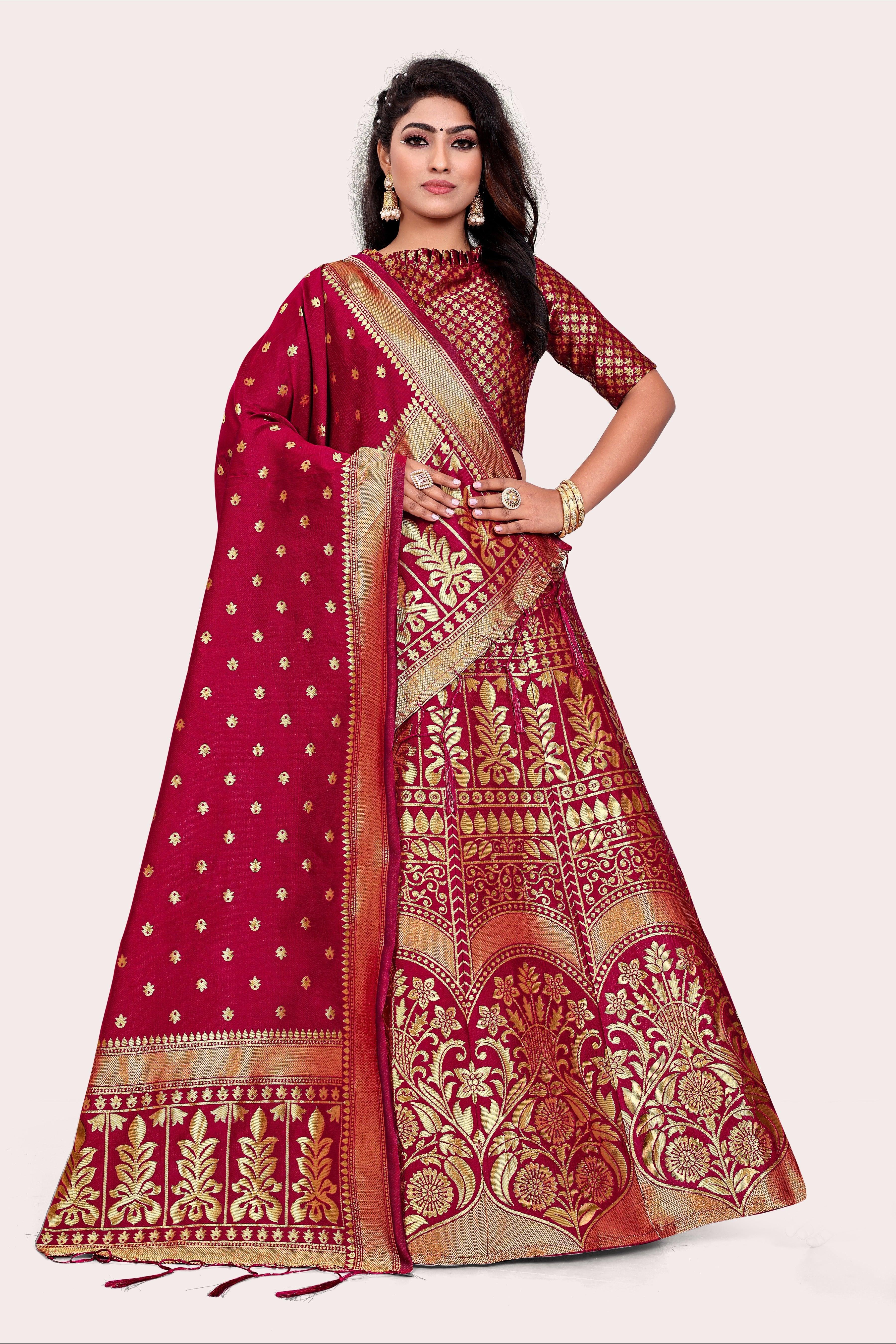 Enchanting Ensemble: Banarasi Lehenga Choli and Dupatta Pairing - Decize Clothing