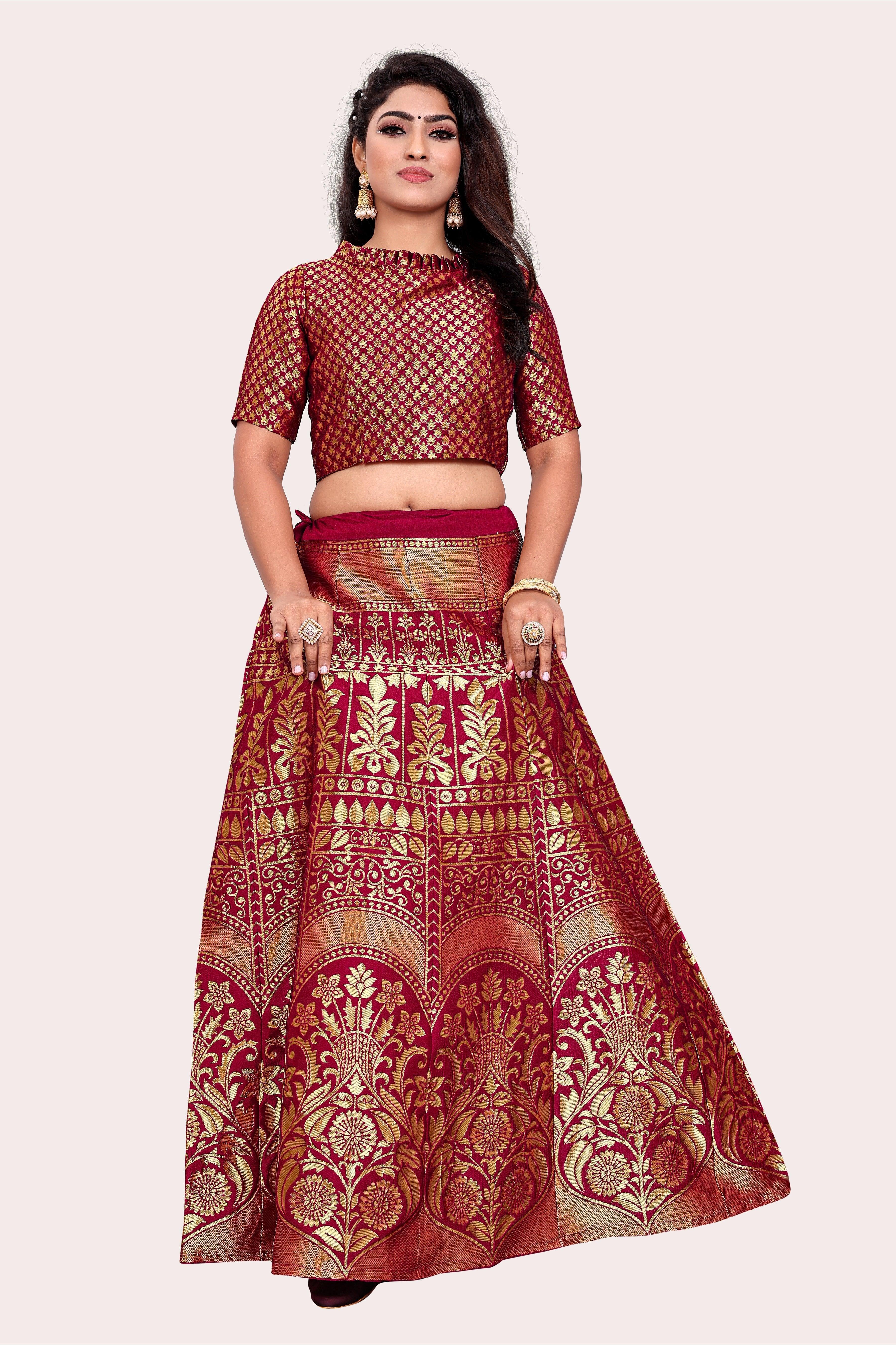 Enchanting Ensemble: Banarasi Lehenga Choli and Dupatta Pairing - Decize Clothing