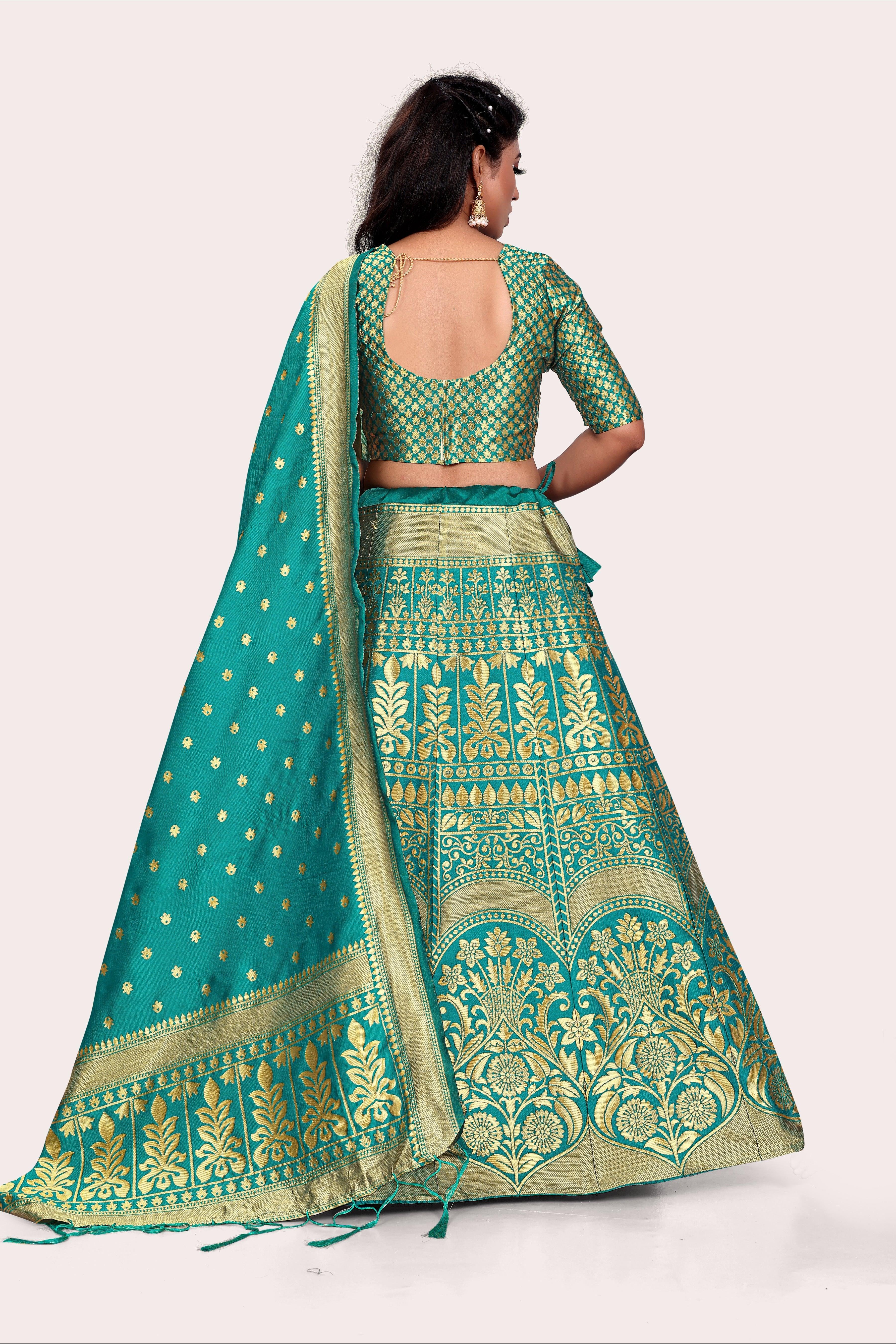 Enchanting Ensemble: Banarasi Lehenga Choli and Dupatta Pairing - Decize Clothing