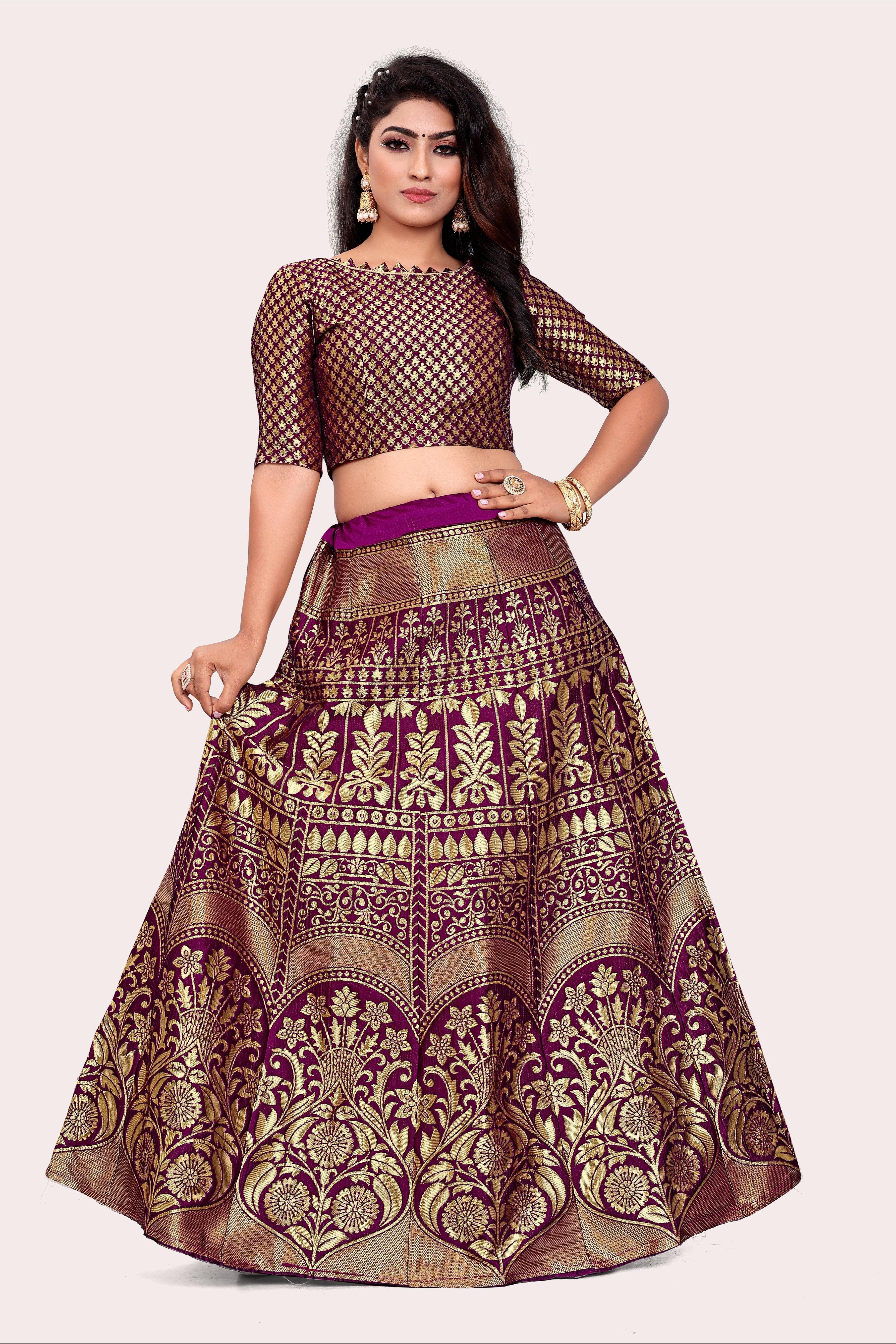 Enchanting Ensemble: Banarasi Lehenga Choli and Dupatta Pairing - Decize Clothing