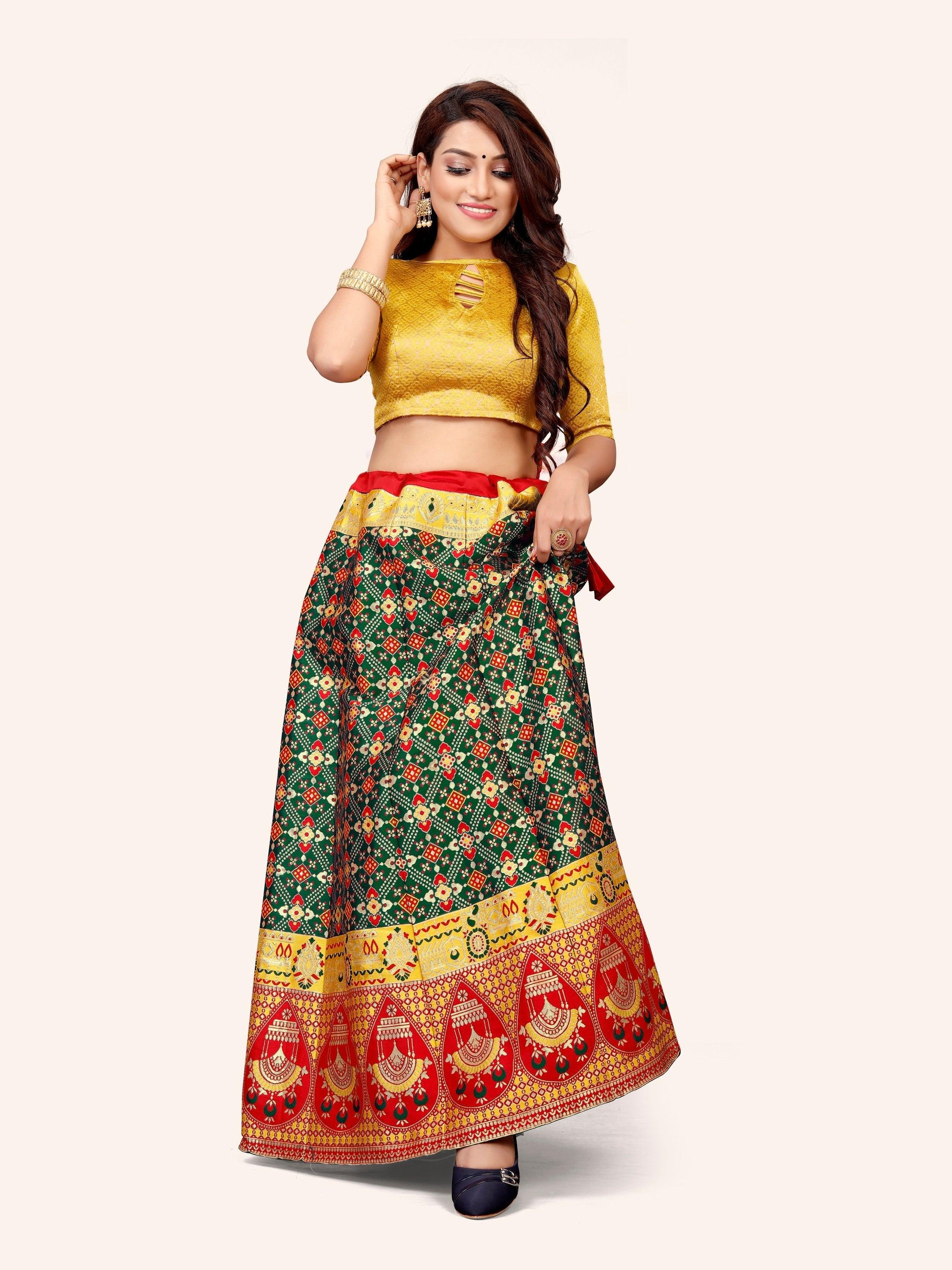 Ethereal Elegance: Banarasi Lehenga Choli and Dupatta - Decize Clothing